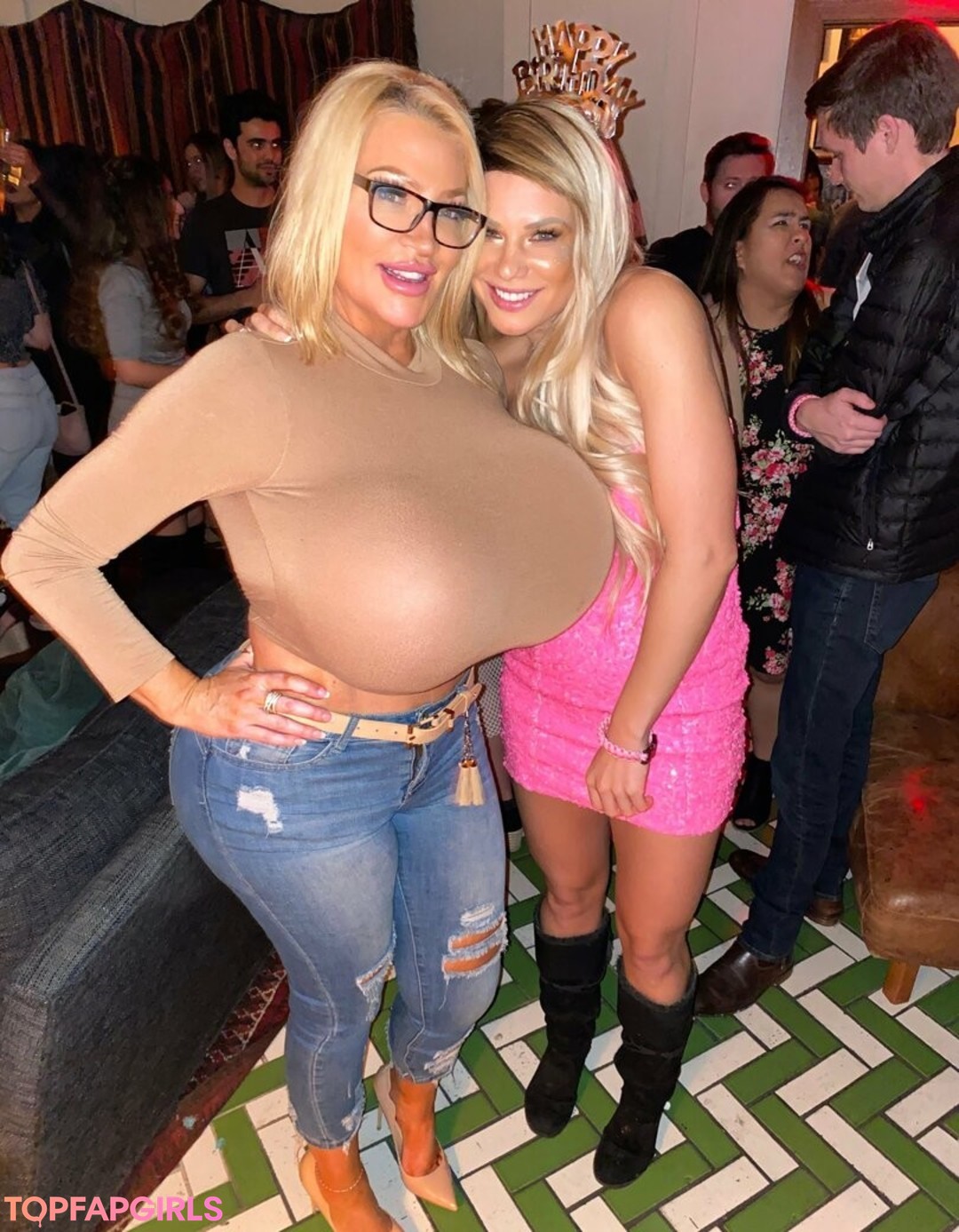 Foto desnuda filtrada de OnlyFans de Allegracolesworld #71 Foto desnuda filtrada de OnlyFans de Allegracolesworld #71