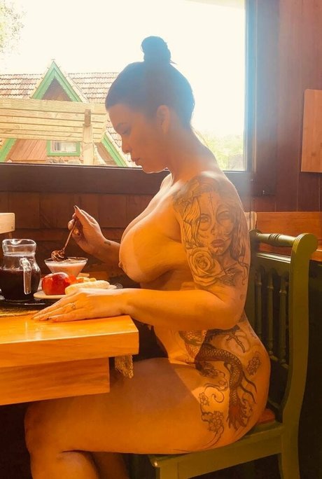 Foto desnuda filtrada de OnlyFans de Xenia Machado