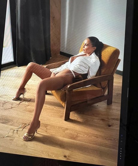 Foto desnuda filtrada de OnlyFans de Nikoleta Lozanova