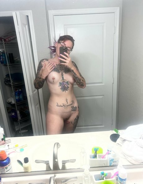 Foto desnuda filtrada de OnlyFans de Vvanity