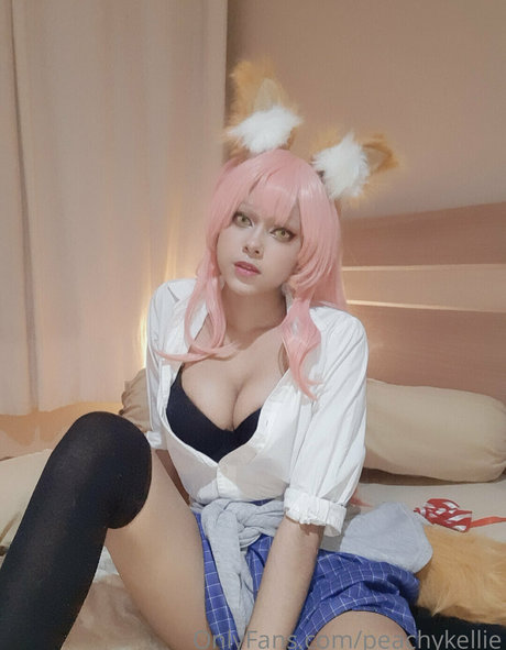 Peachykellie