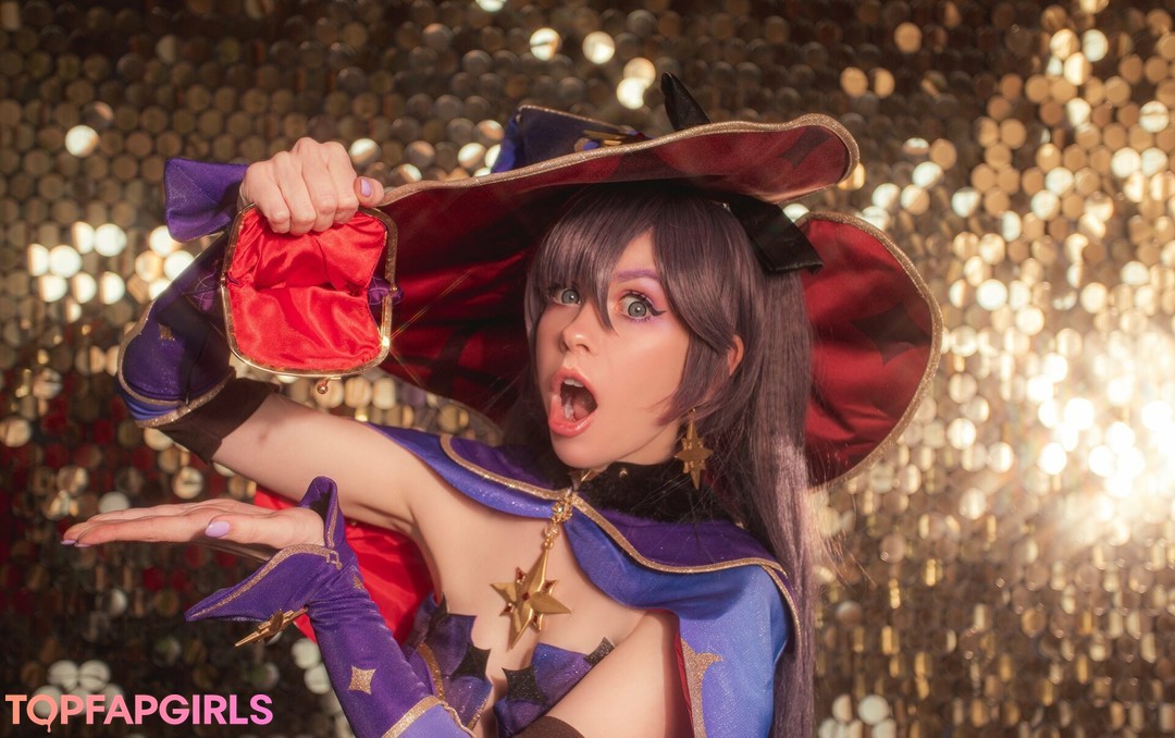 Foto desnuda filtrada de OnlyFans de Caterpillarcosfree #8 Foto desnuda filtrada de OnlyFans de Caterpillarcosfree #8