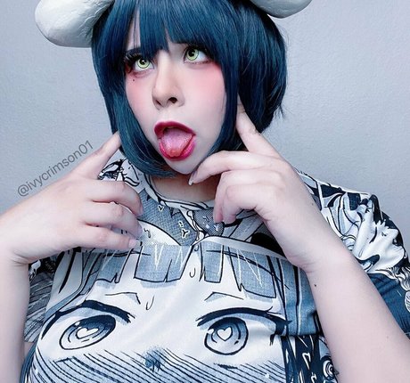 Ivycrimson01