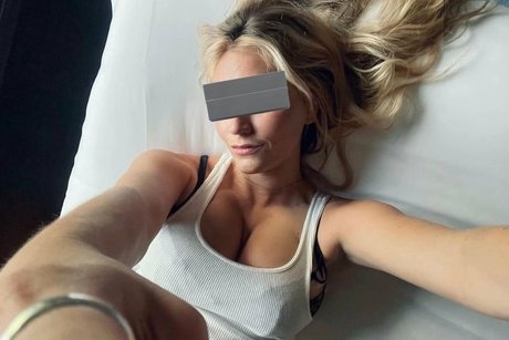 Foto desnuda filtrada de OnlyFans de Caracagl