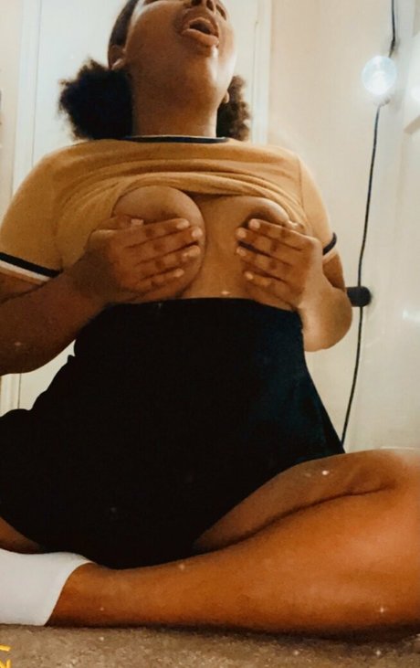 Foto desnuda filtrada de OnlyFans de Blksugargirl
