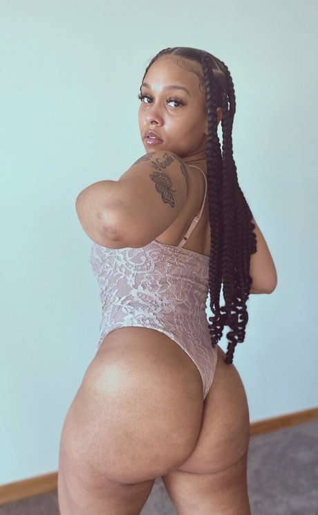 Foto desnuda filtrada de OnlyFans de Missthickemsxo