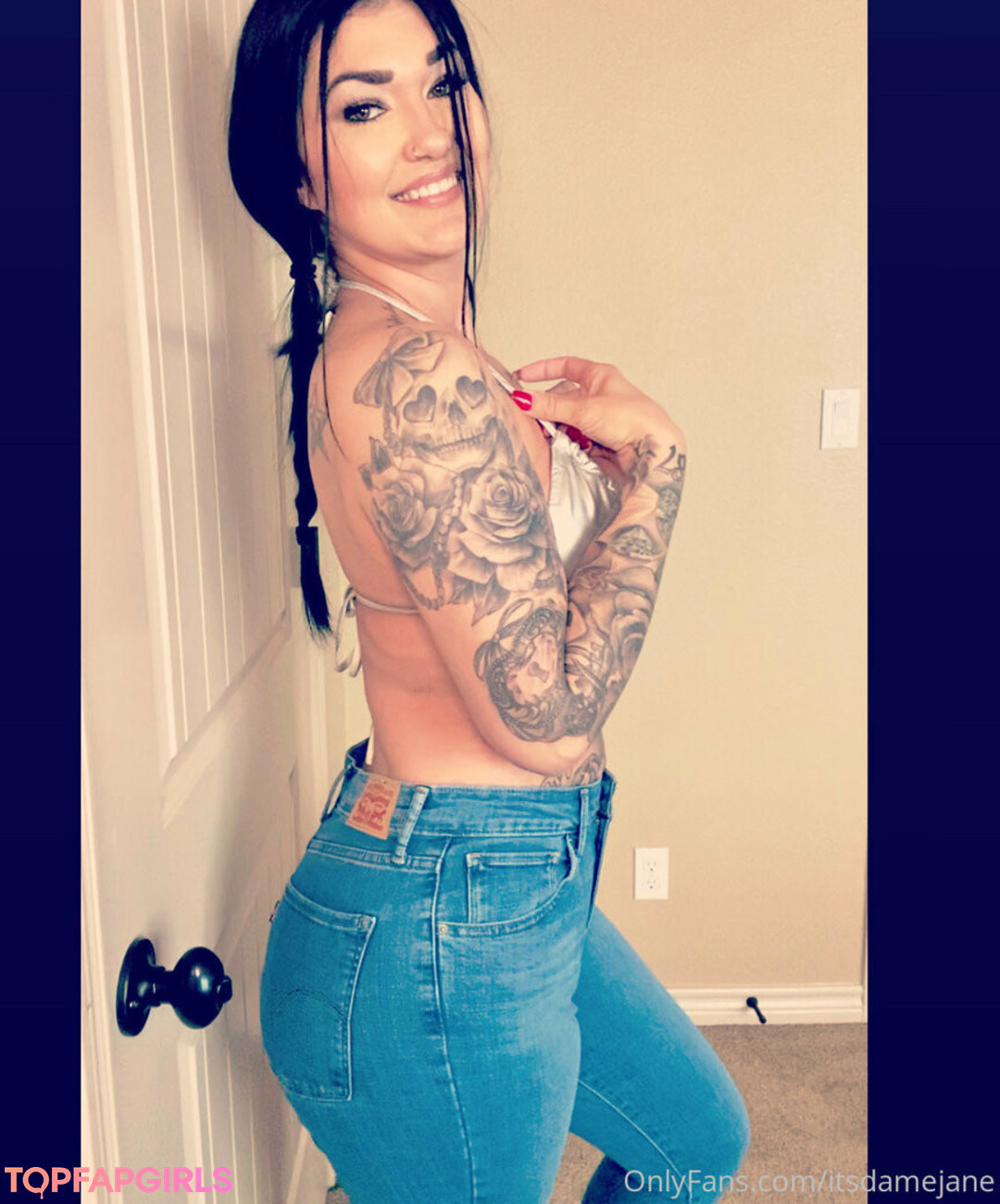 Foto desnuda filtrada de OnlyFans de Itsdamejane #13 Foto desnuda filtrada de OnlyFans de Itsdamejane #13