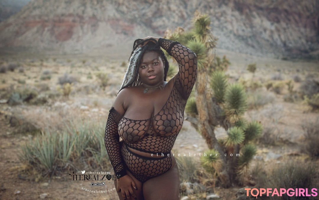 Foto desnuda filtrada de OnlyFans de Therealzoey #60 Foto desnuda filtrada de OnlyFans de Therealzoey #60