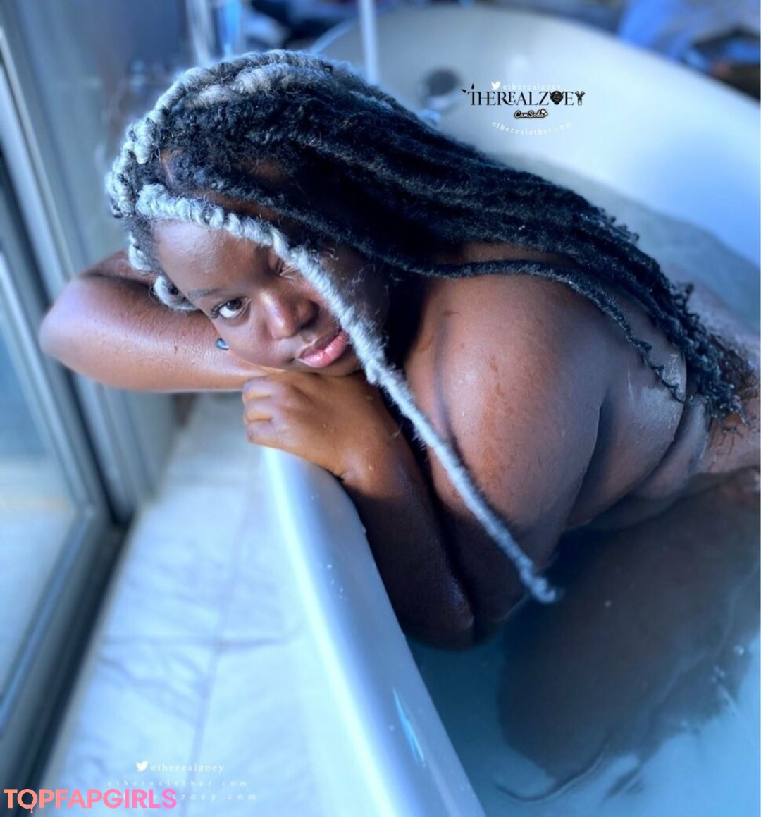 Foto desnuda filtrada de OnlyFans de Therealzoey #98 Foto desnuda filtrada de OnlyFans de Therealzoey #98