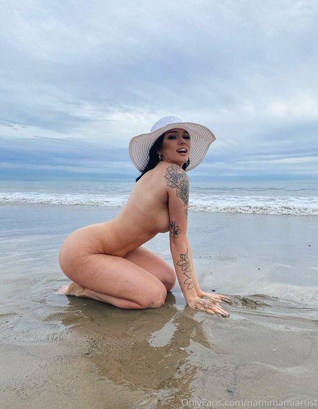Foto desnuda filtrada de OnlyFans de Mamiii111