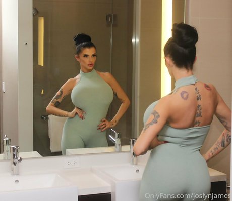 Joslynjames