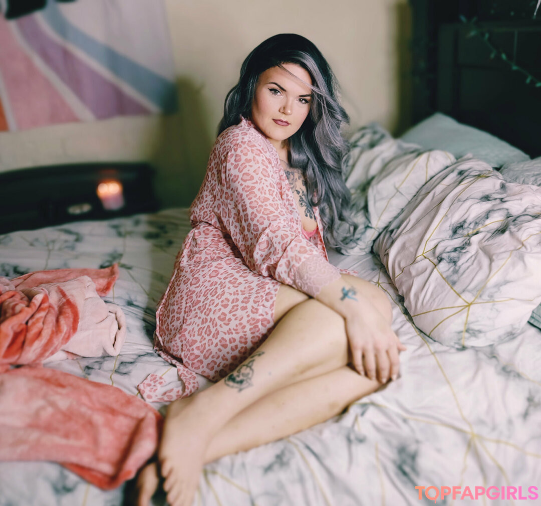 Foto desnuda filtrada de OnlyFans de Wiggyressx #116 Foto desnuda filtrada de OnlyFans de Wiggyressx #116