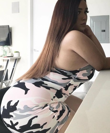 Foto desnuda filtrada de OnlyFans de Jenessa