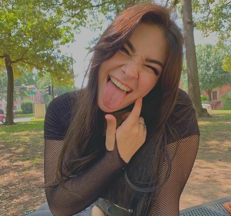 Foto desnuda filtrada de OnlyFans de Sarah Lynne Marie