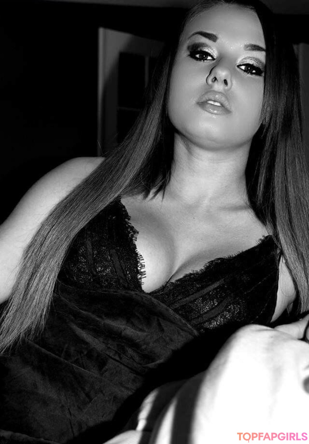 Foto desnuda filtrada de OnlyFans de Daria Thibault #245 Foto desnuda filtrada de OnlyFans de Daria Thibault #245