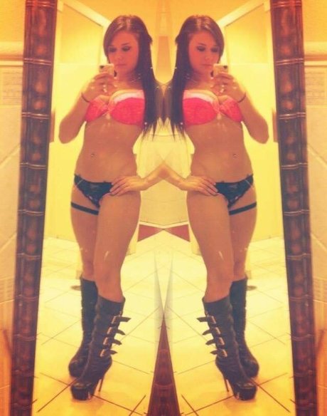 Foto desnuda filtrada de OnlyFans de Daria Thibault