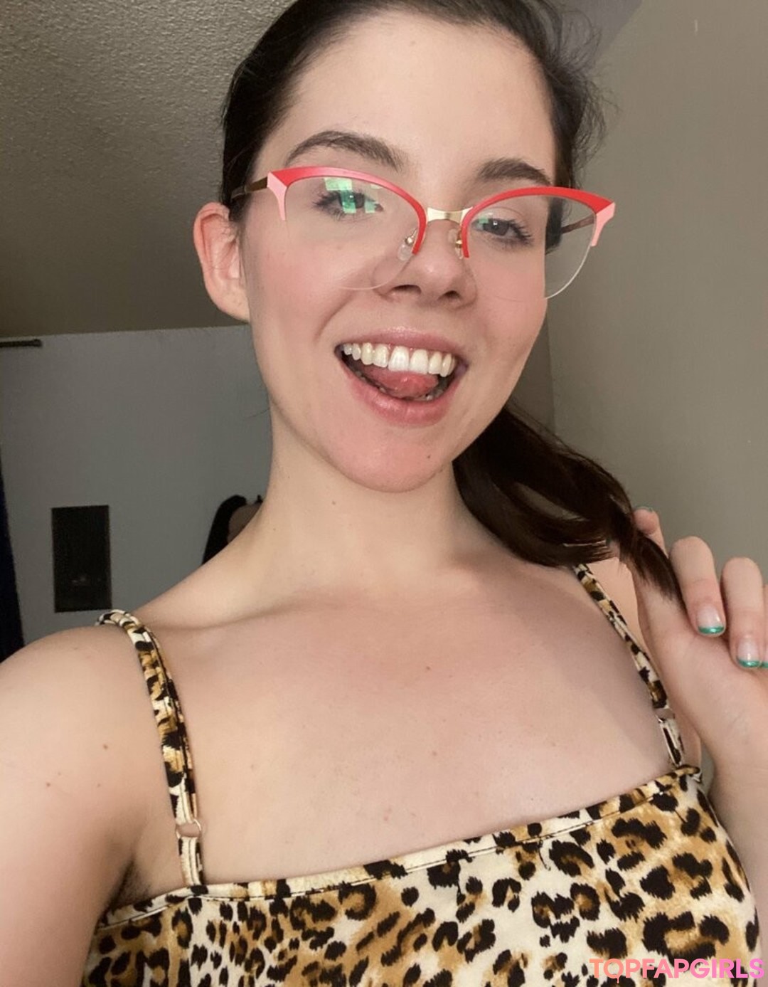 Foto desnuda filtrada de OnlyFans de Dandyindistress #129 Foto desnuda filtrada de OnlyFans de Dandyindistress #129