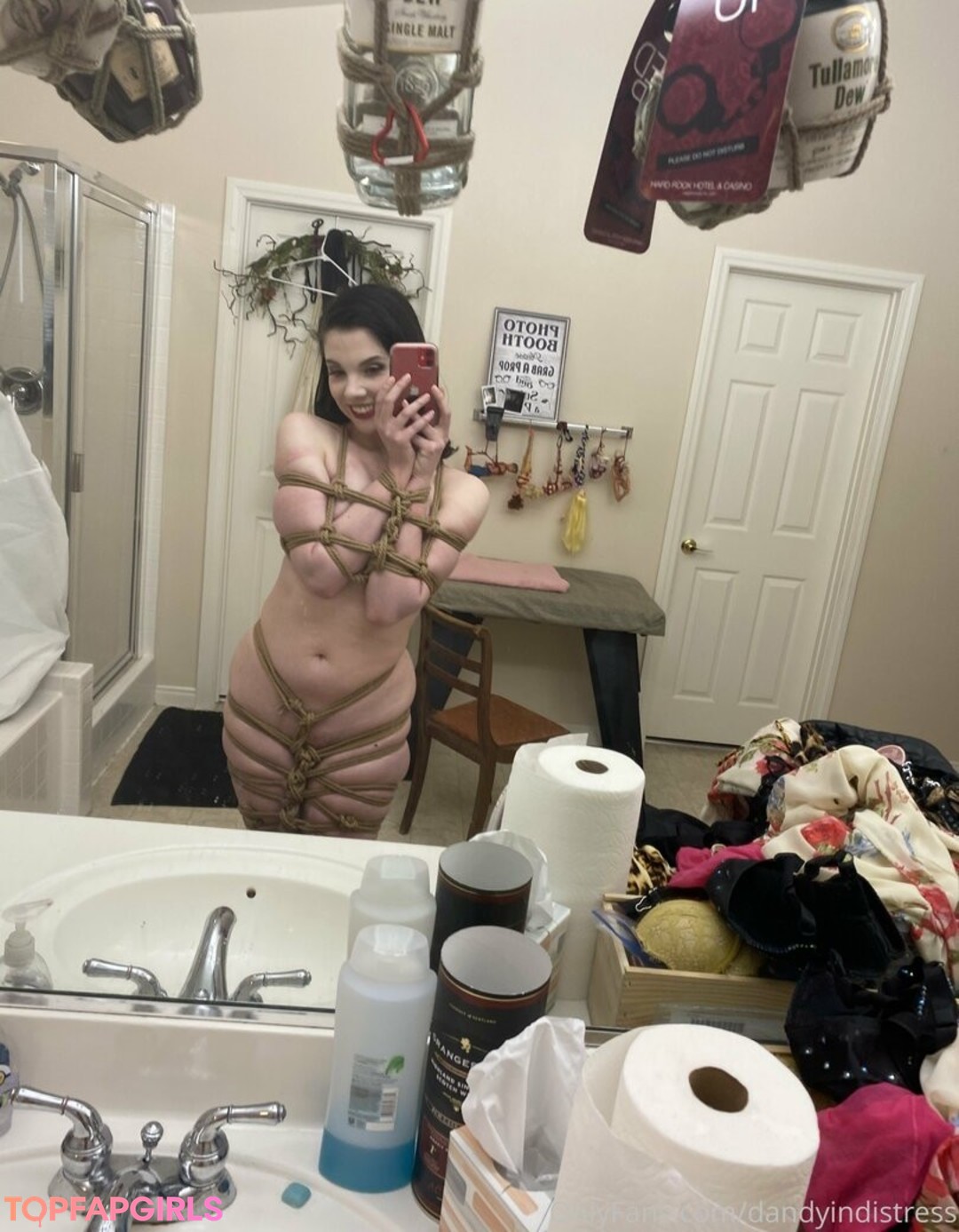 Foto desnuda filtrada de OnlyFans de Dandyindistress #40 Foto desnuda filtrada de OnlyFans de Dandyindistress #40