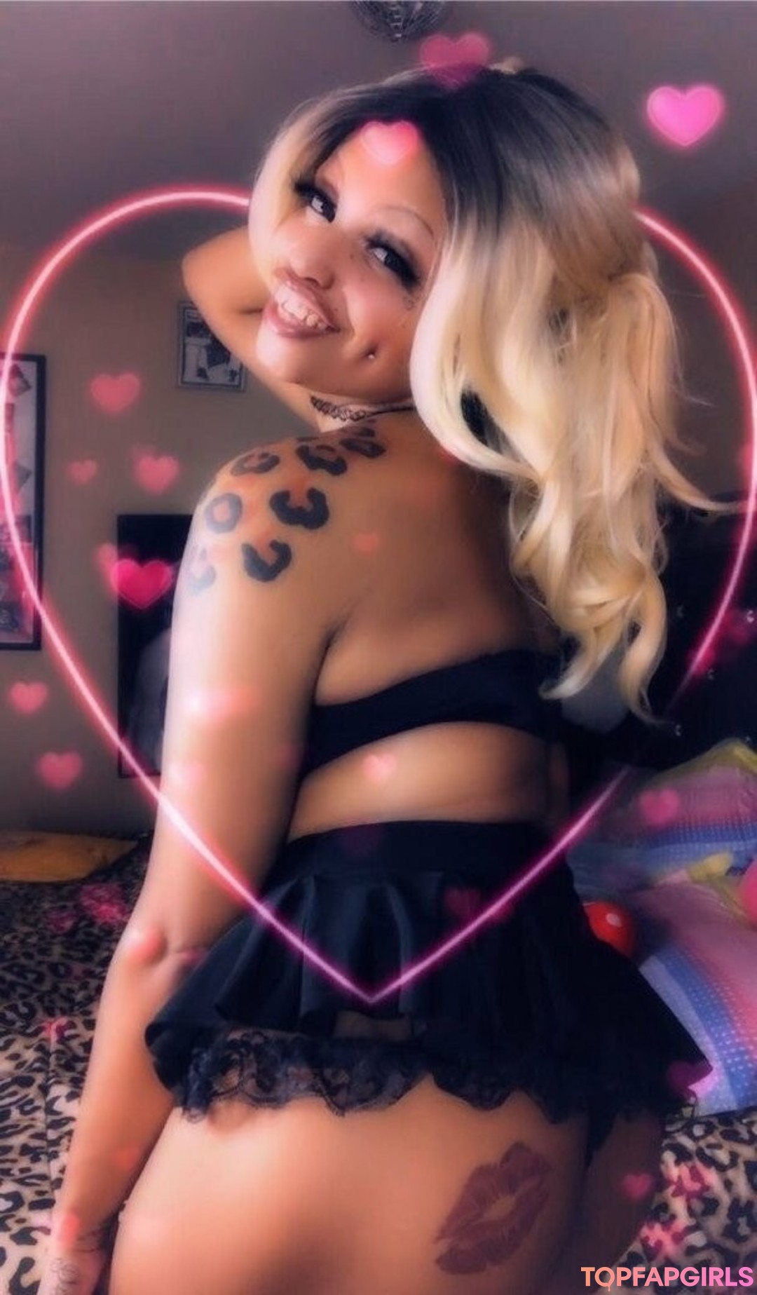 Foto desnuda filtrada de OnlyFans de Xmercyelagofree #212 Foto desnuda filtrada de OnlyFans de Xmercyelagofree #212