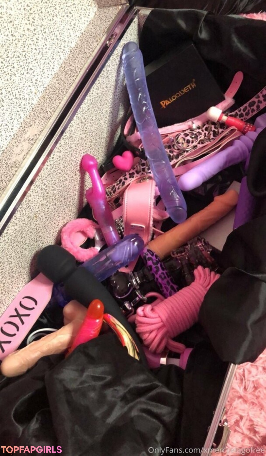 Foto desnuda filtrada de OnlyFans de Xmercyelagofree #213 Foto desnuda filtrada de OnlyFans de Xmercyelagofree #213