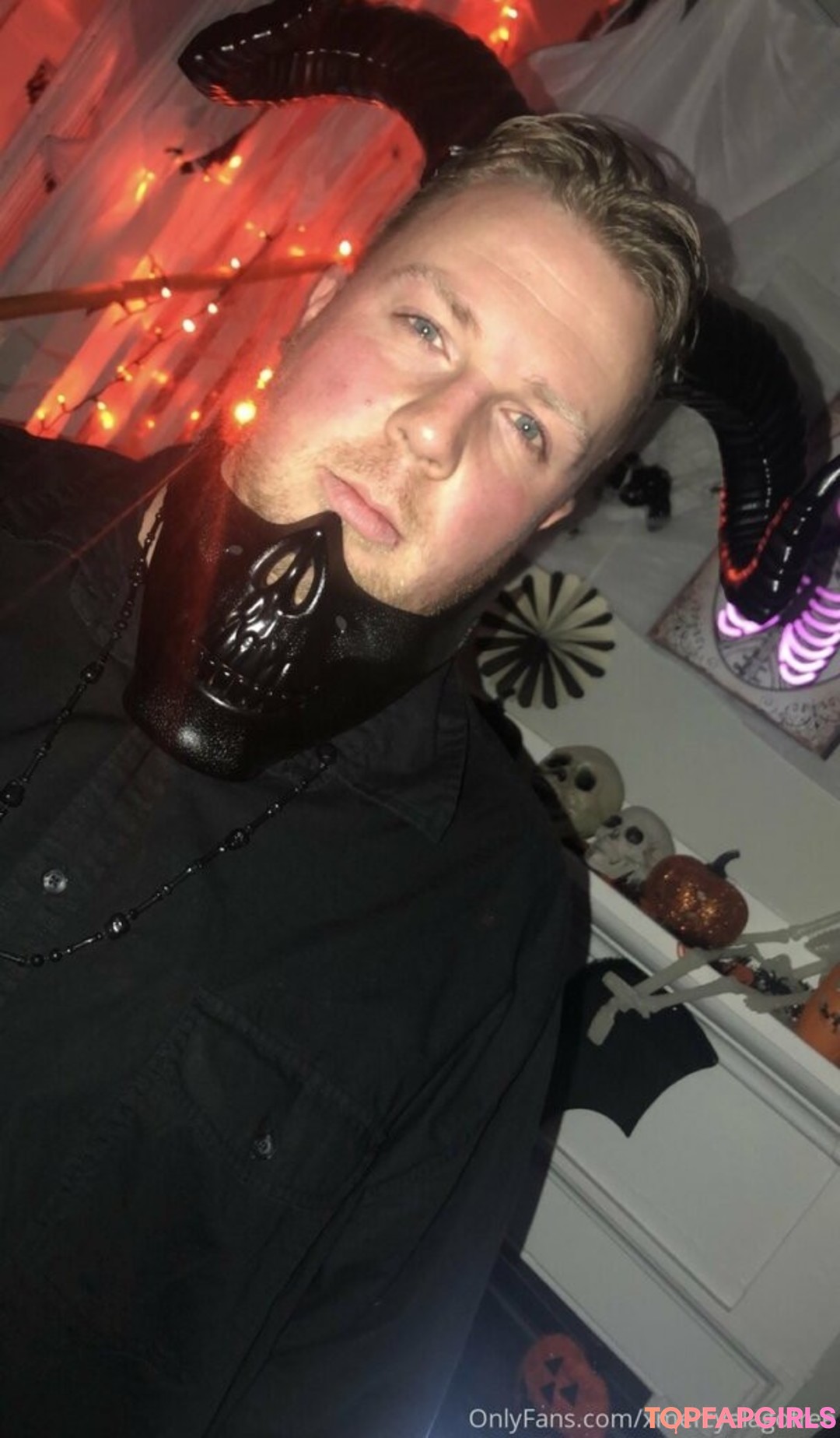 Foto desnuda filtrada de OnlyFans de Xmercyelagofree #219 Foto desnuda filtrada de OnlyFans de Xmercyelagofree #219