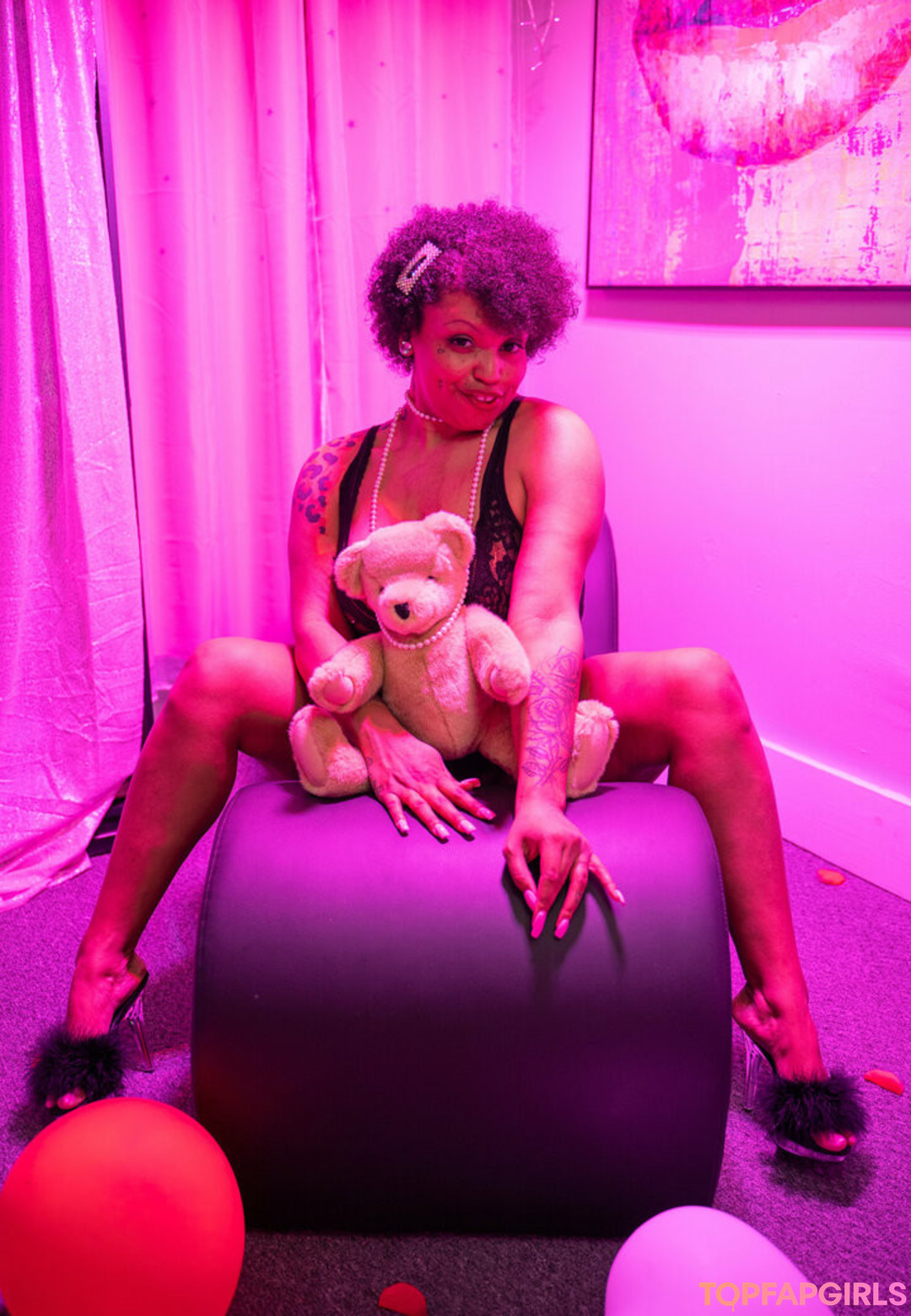 Foto desnuda filtrada de OnlyFans de Xmercyelagofree #22 Foto desnuda filtrada de OnlyFans de Xmercyelagofree #22