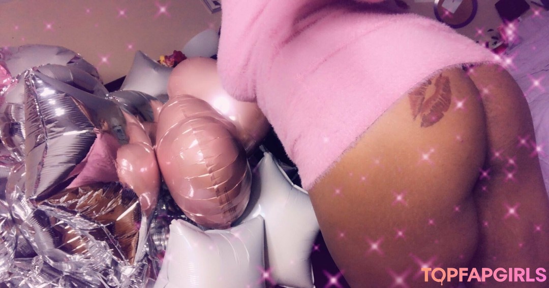 Foto desnuda filtrada de OnlyFans de Xmercyelagofree #86 Foto desnuda filtrada de OnlyFans de Xmercyelagofree #86