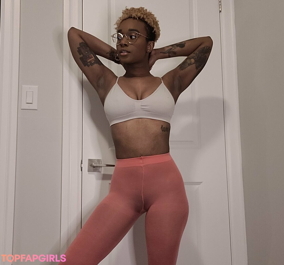 Foto desnuda filtrada de OnlyFans de Deedeebee96 #114 Foto desnuda filtrada de OnlyFans de Deedeebee96 #114