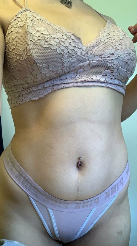 Foto desnuda filtrada de OnlyFans de Lovelylatinaxoxo