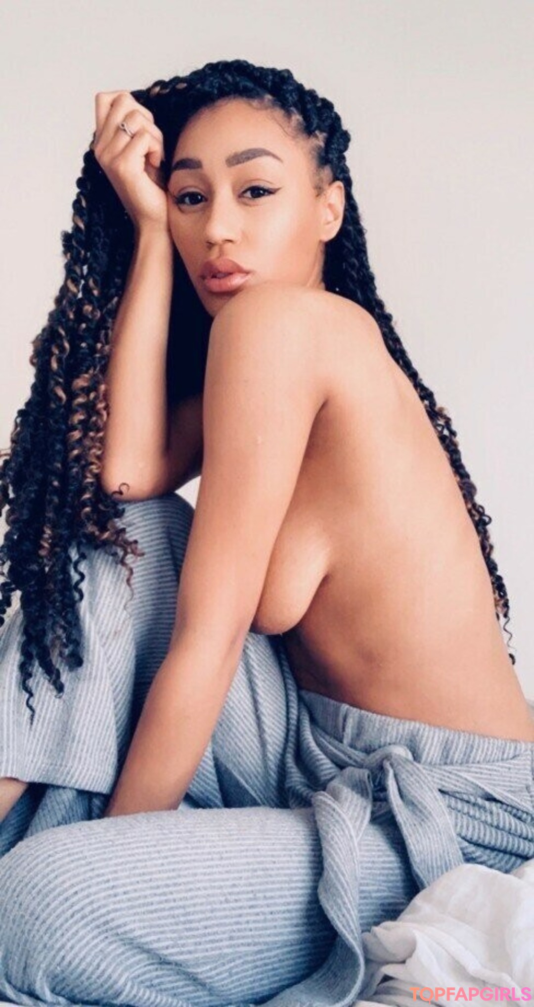 Foto desnuda filtrada de OnlyFans de Nia Simone #75 Foto desnuda filtrada de OnlyFans de Nia Simone #75