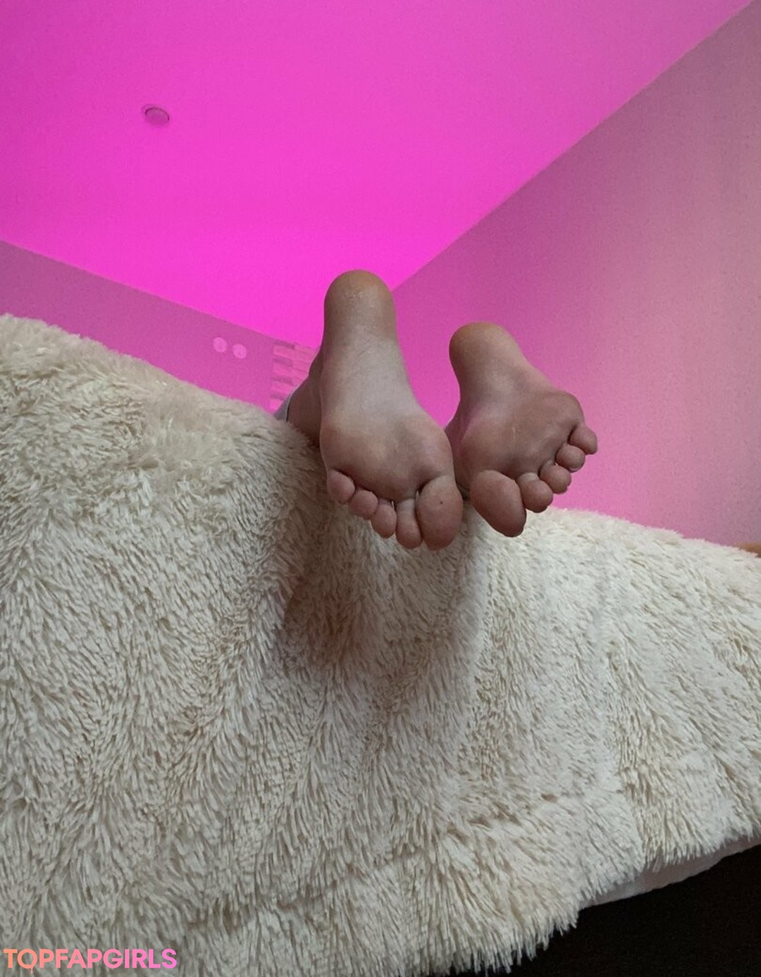 Foto desnuda filtrada de OnlyFans de Younggoddess #158 Foto desnuda filtrada de OnlyFans de Younggoddess #158