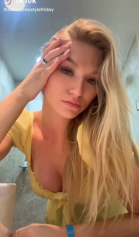 Foto desnuda filtrada de OnlyFans de Autumn Miller