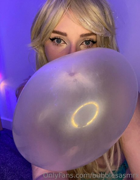 Foto desnuda filtrada de OnlyFans de Bubblesasmrx