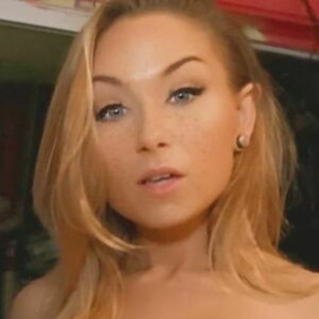 Foto desnuda filtrada de OnlyFans de Pnwsunshine Ali