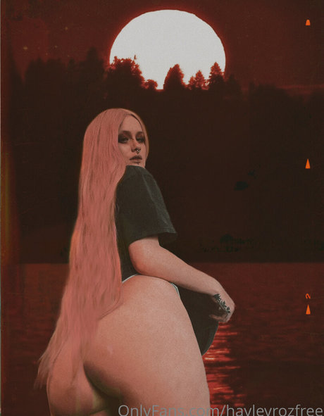 Foto desnuda filtrada de OnlyFans de Hayleyrozfree