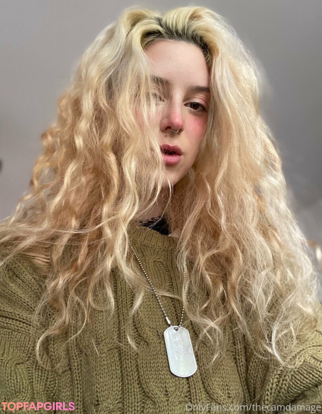 Foto desnuda filtrada de OnlyFans de Thecamdamage #170 Foto desnuda filtrada de OnlyFans de Thecamdamage #170