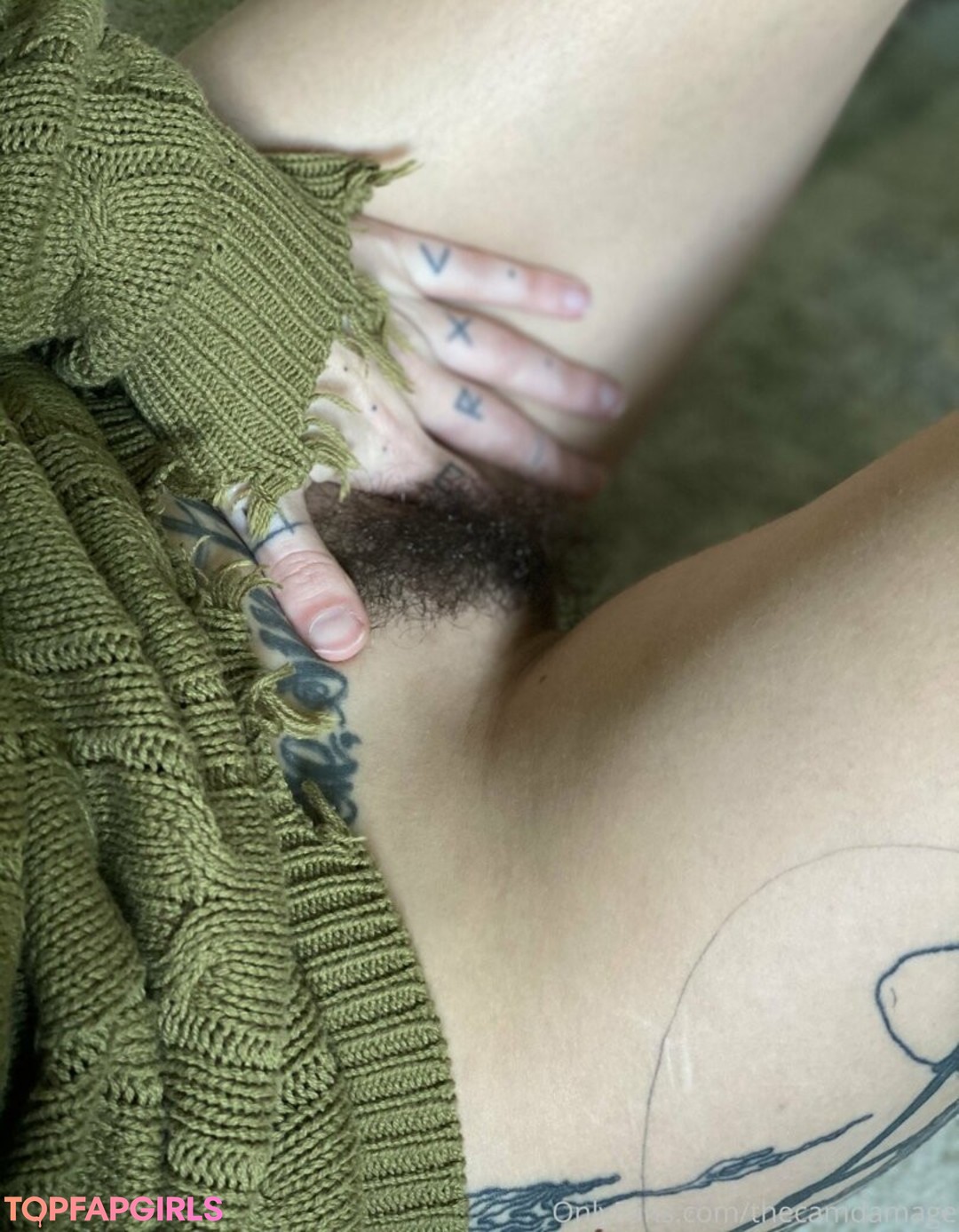 Foto desnuda filtrada de OnlyFans de Thecamdamage #213 Foto desnuda filtrada de OnlyFans de Thecamdamage #213