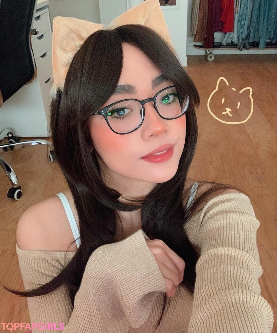 Foto desnuda filtrada de OnlyFans de Honeebelle #127 Foto desnuda filtrada de OnlyFans de Honeebelle #127