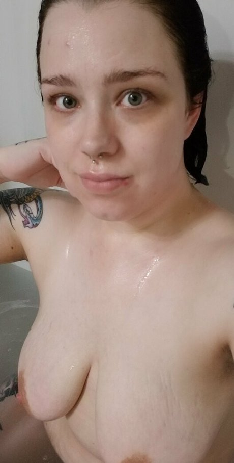 Foto desnuda filtrada de OnlyFans de Thequeenhasarrived