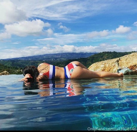 Foto desnuda filtrada de OnlyFans de Clubstarfall