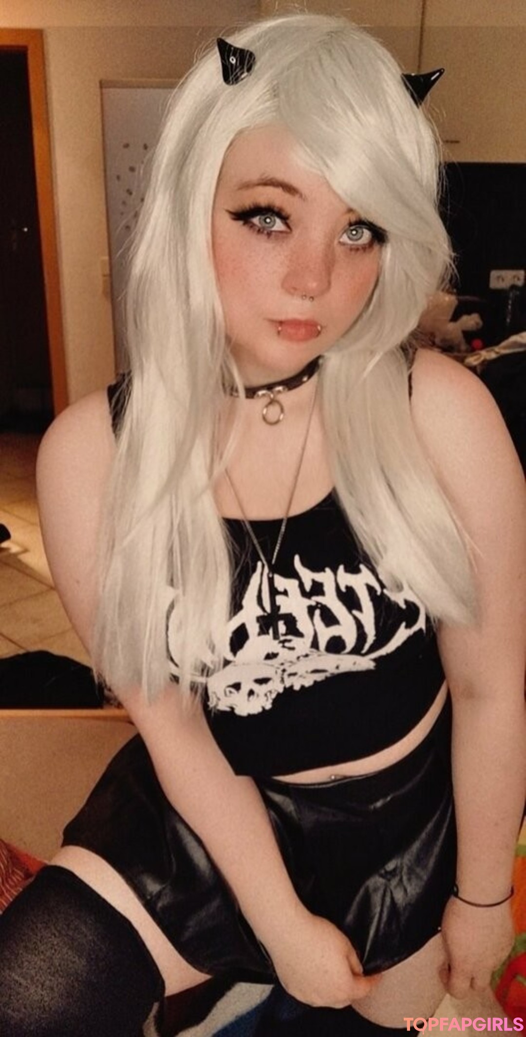 Foto desnuda filtrada de OnlyFans de Littlescarefox #240 Foto desnuda filtrada de OnlyFans de Littlescarefox #240
