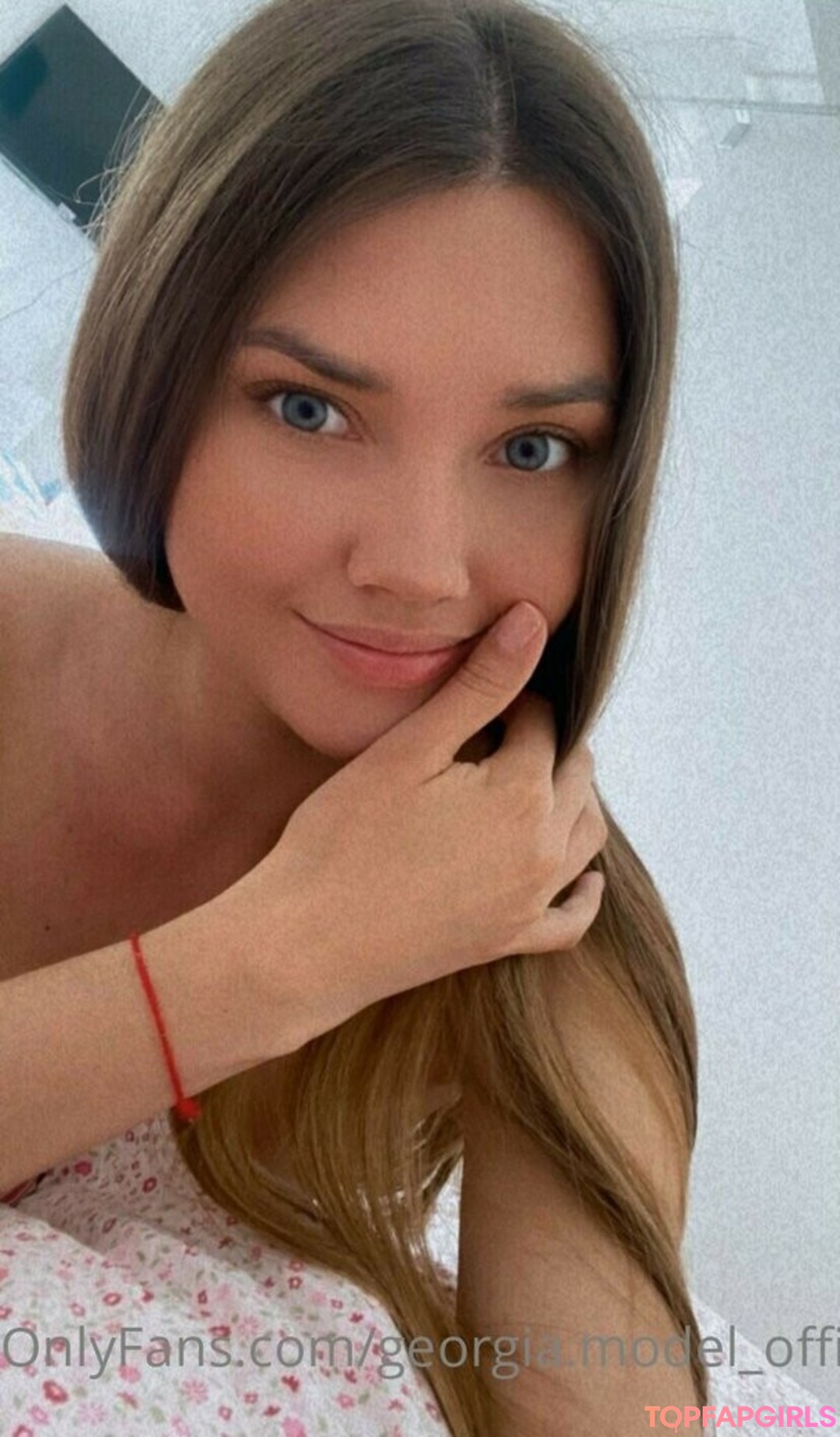 Foto desnuda filtrada de OnlyFans de Photopolli #129 Foto desnuda filtrada de OnlyFans de Photopolli #129