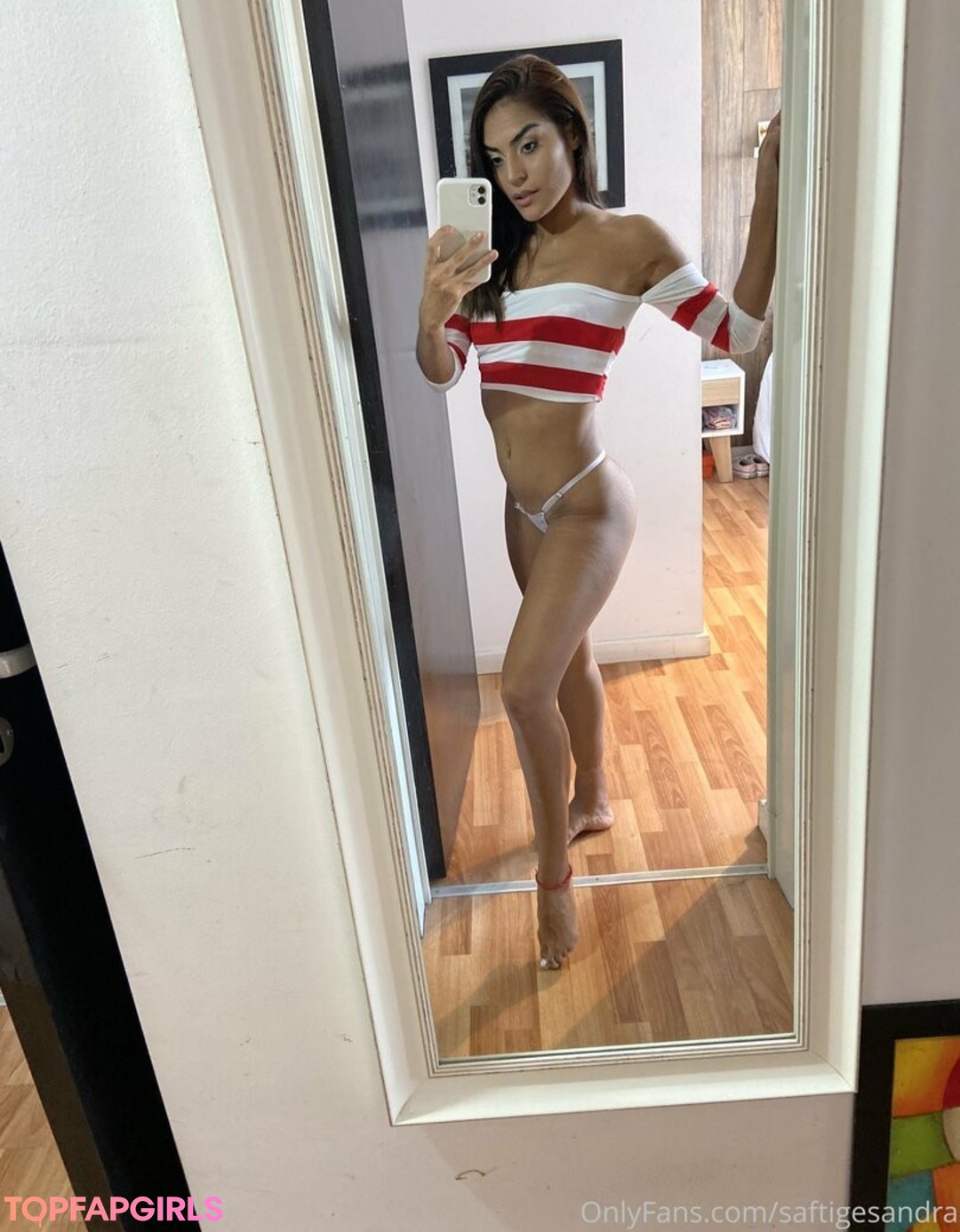 Foto desnuda filtrada de OnlyFans de Bellafoxtv #127 Foto desnuda filtrada de OnlyFans de Bellafoxtv #127