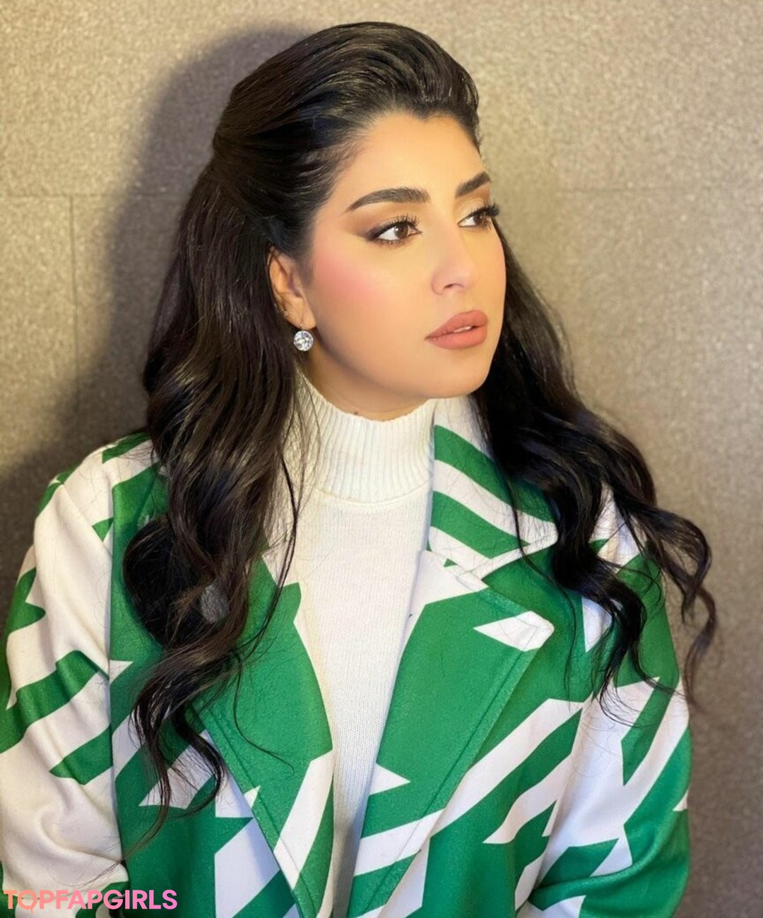 Foto desnuda filtrada de OnlyFans de Ayten Amer #40 Foto desnuda filtrada de OnlyFans de Ayten Amer #40