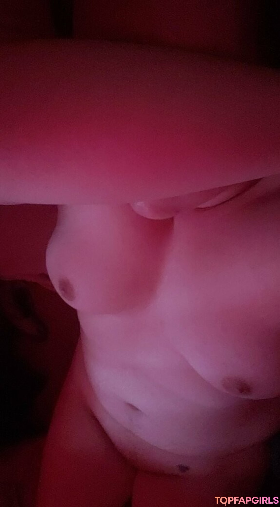 Foto desnuda filtrada de OnlyFans de Ftmincubus #148 Foto desnuda filtrada de OnlyFans de Ftmincubus #148