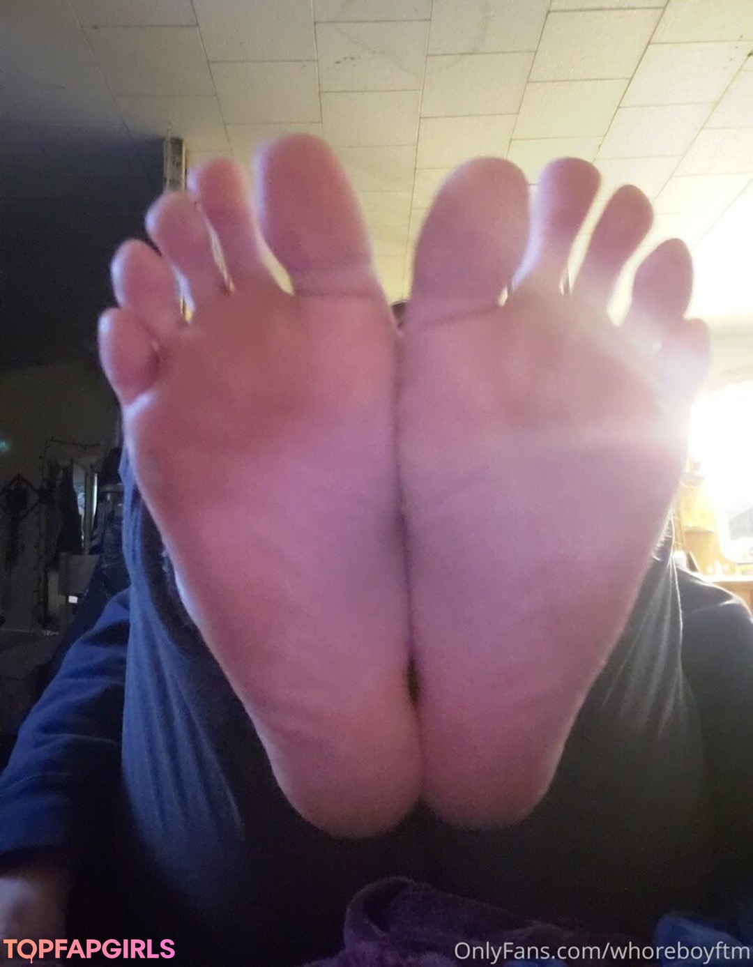 Foto desnuda filtrada de OnlyFans de Ftmincubus #287 Foto desnuda filtrada de OnlyFans de Ftmincubus #287