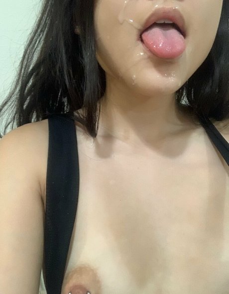 Foto desnuda filtrada de OnlyFans de Cutestickyrice