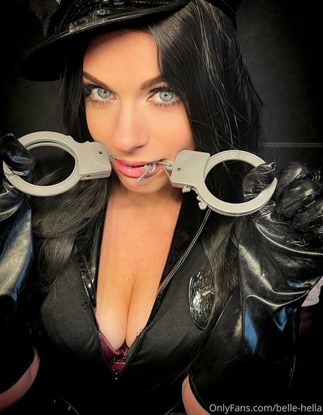 Belle-hella