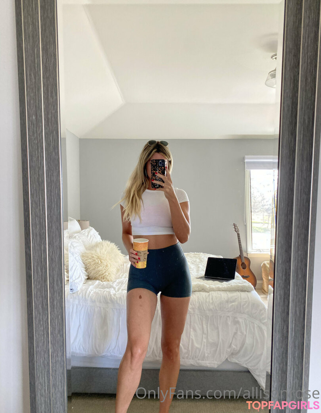 Foto desnuda filtrada de OnlyFans de Allisonrose #95 Foto desnuda filtrada de OnlyFans de Allisonrose #95