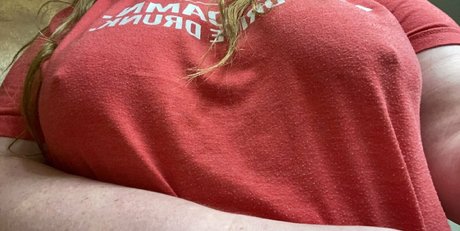 Foto desnuda filtrada de OnlyFans de Sugartittsbbw69